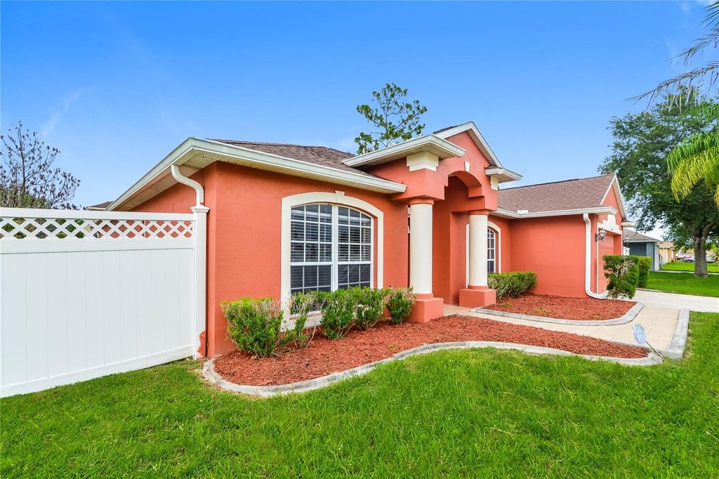 Photo of 823 Abbeville Court, Kissimmee, FL 34759 (MLS # C7524563)