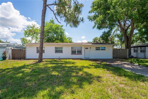 5119 GATEWAY DRIVE TAMPA FL 33615