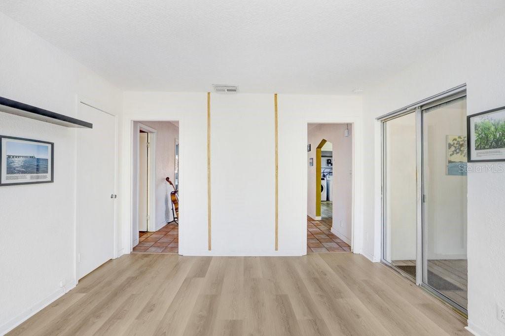 LAKE MAGGIORE PARK R - Residential