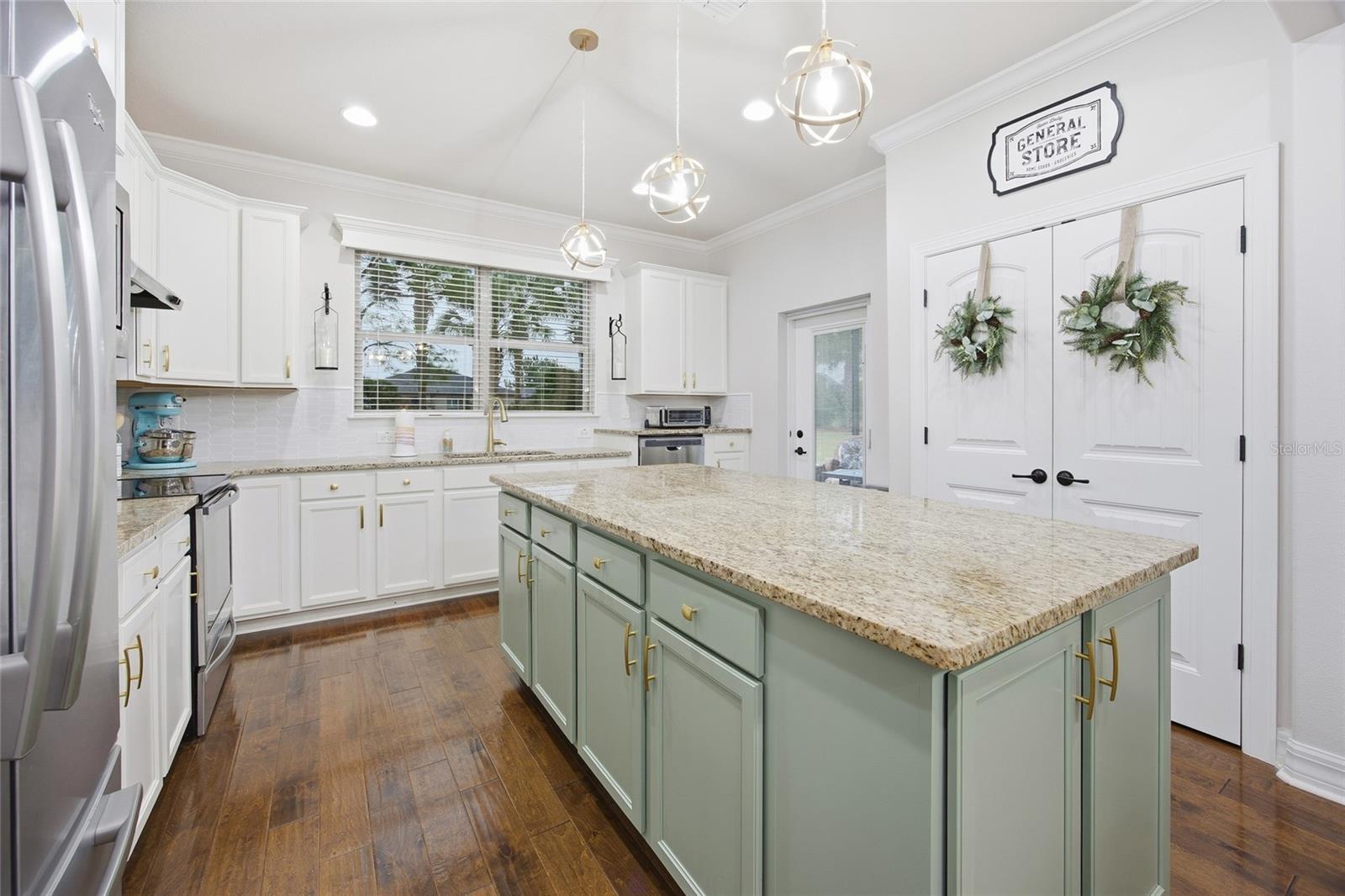 STONE CREEK - Residential