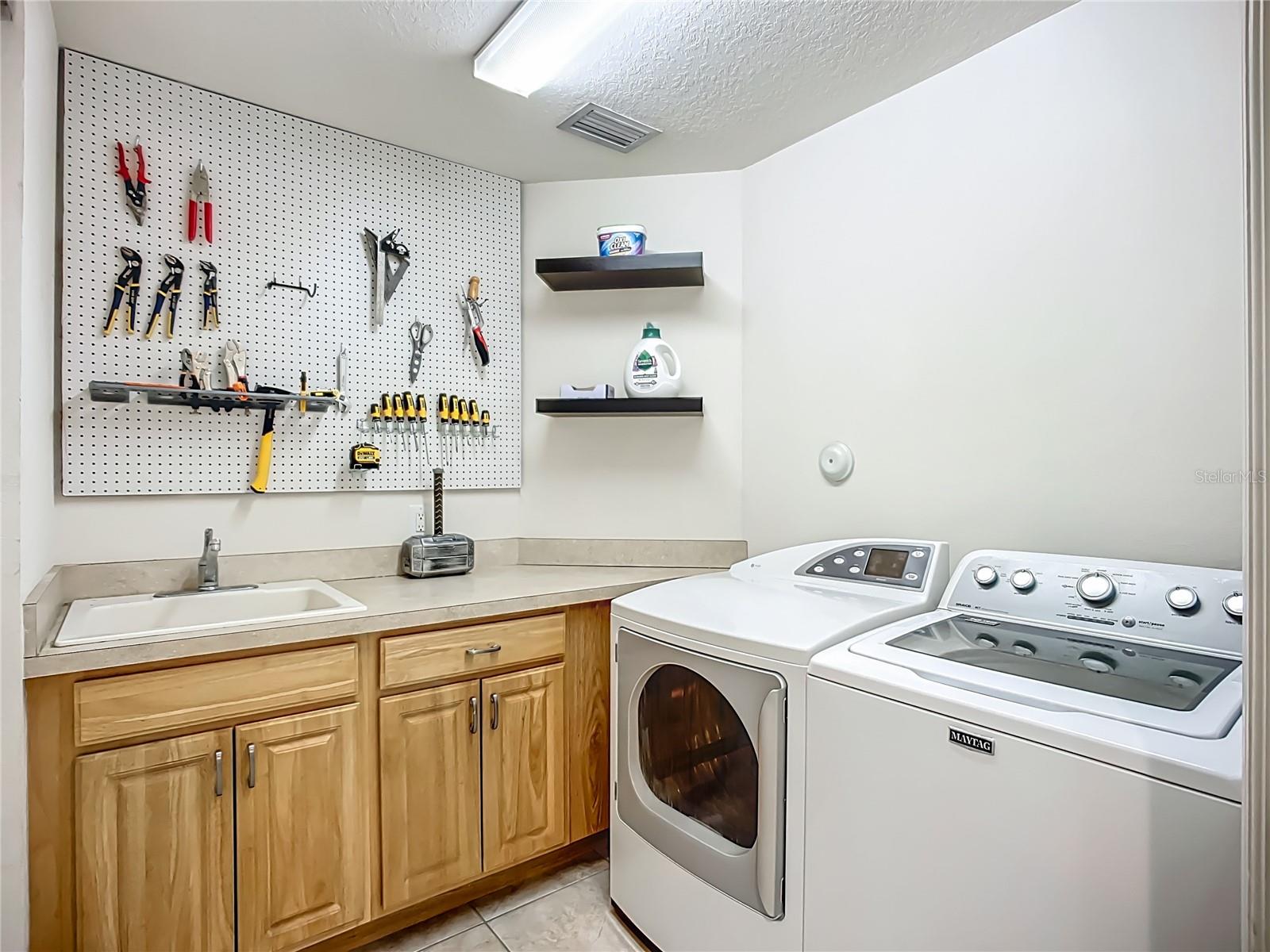 LAKE VISTA RESIDENCES PH V - Residential