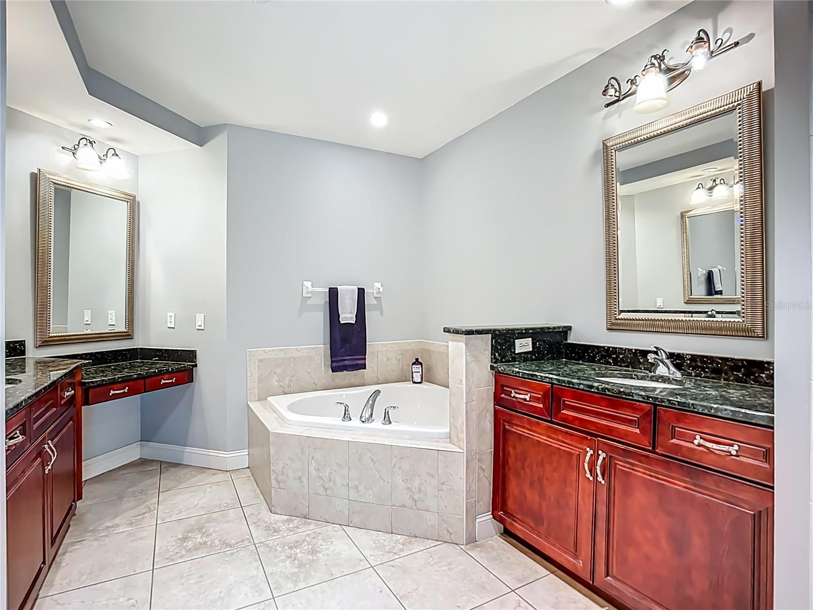 LAKE VISTA RESIDENCES PH V - Residential