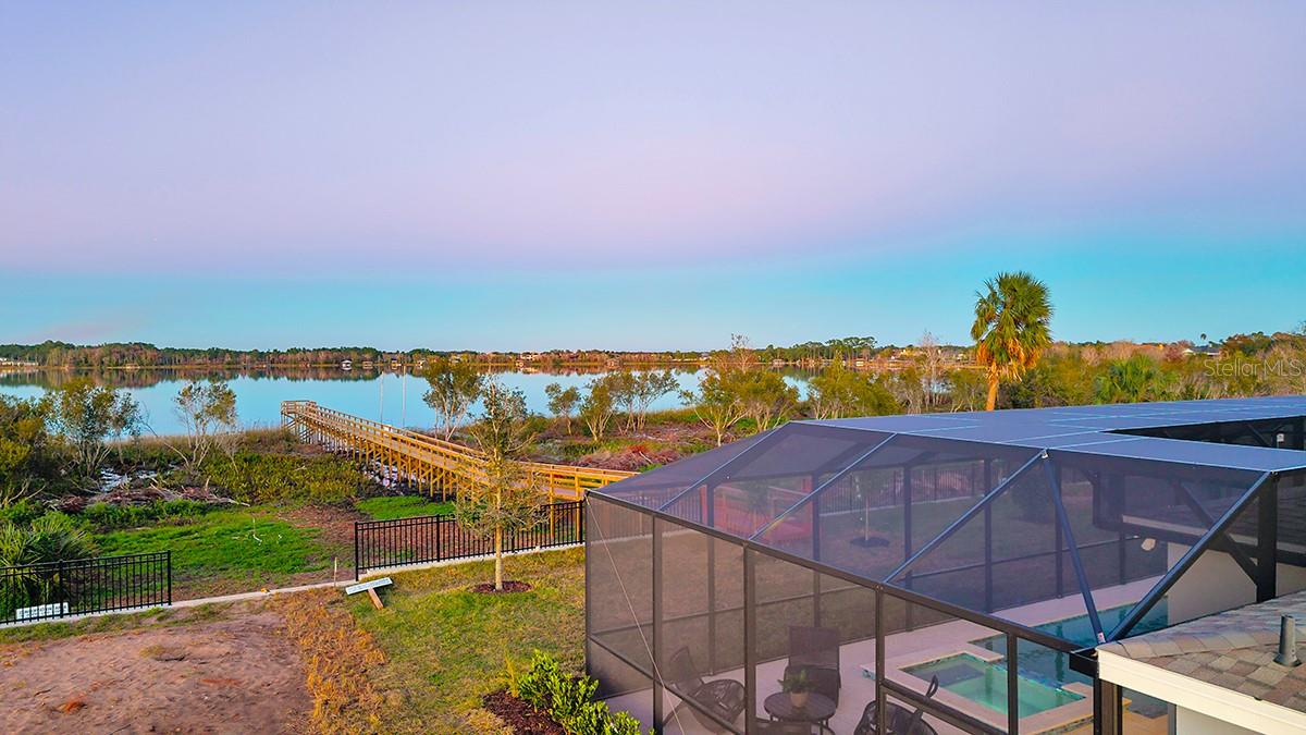 LOCHSIDE - Residential