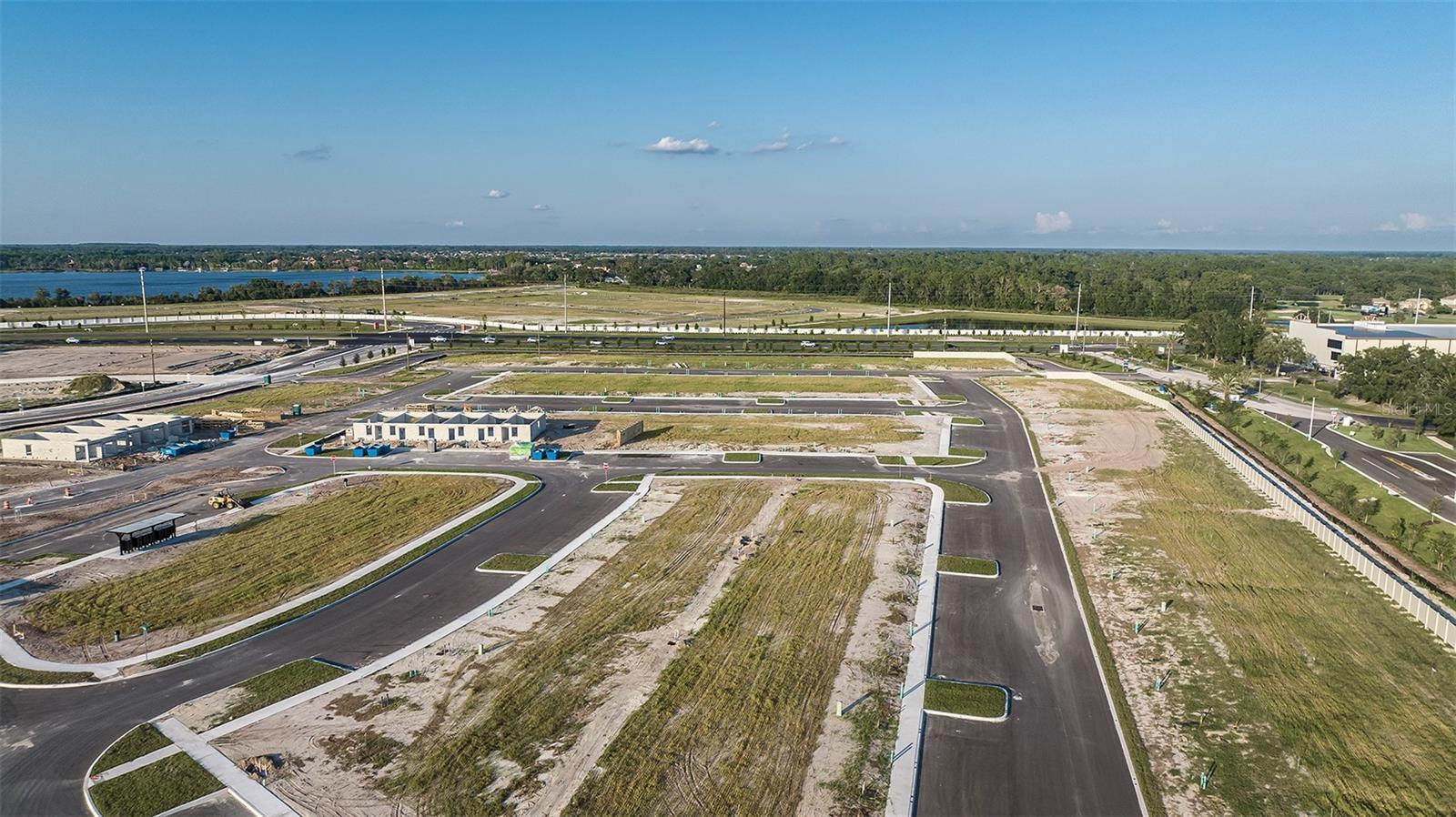 LOCHSIDE - Residential