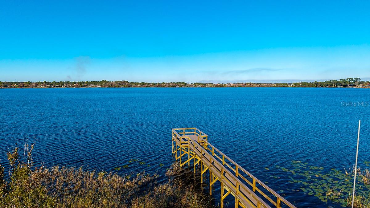 LOCHSIDE - Residential