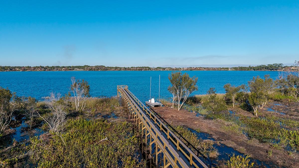 LOCHSIDE - Residential