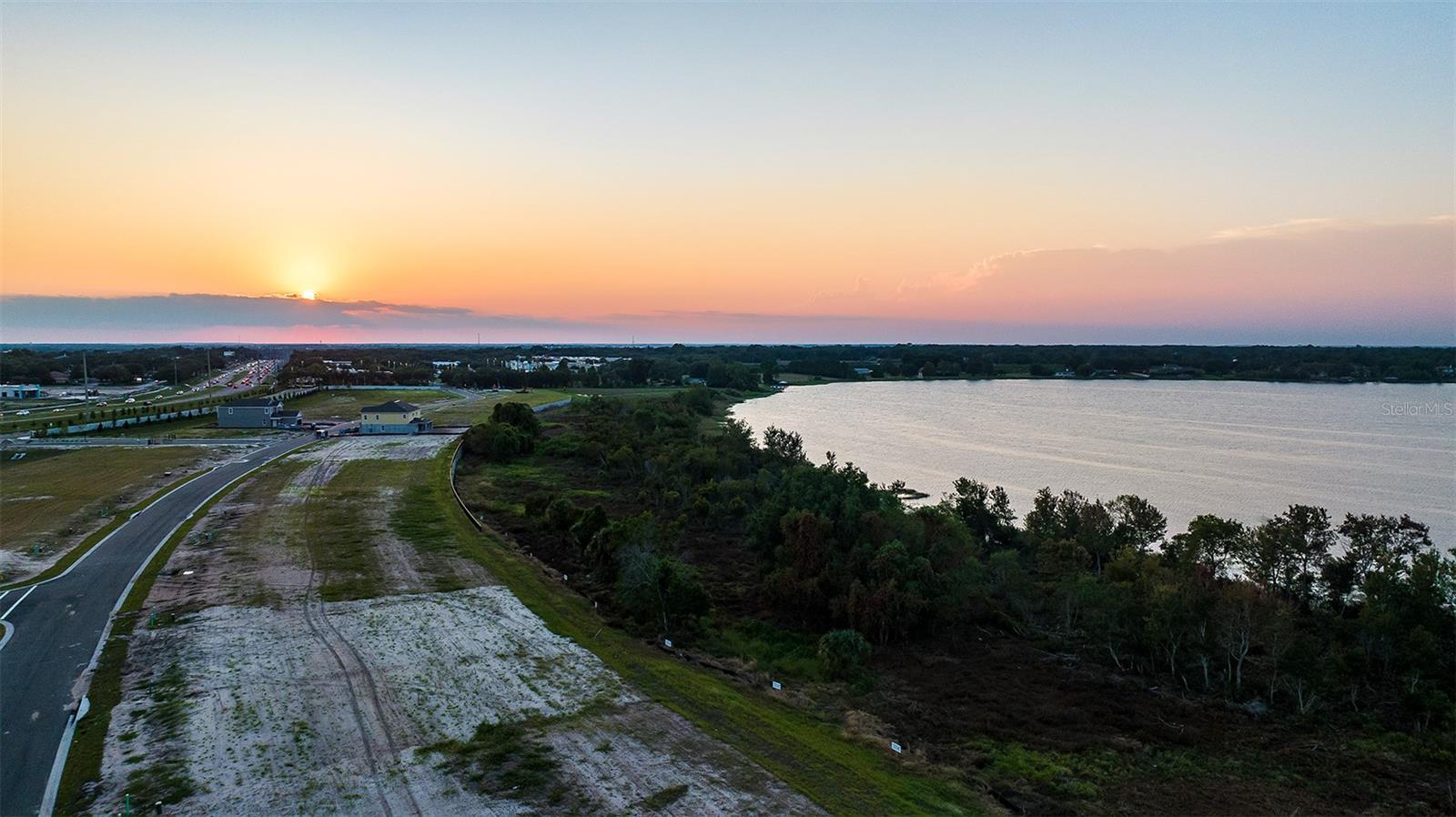 LOCHSIDE - Residential