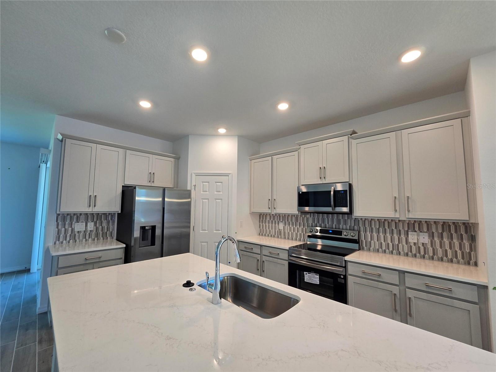 1169 HAPPY FOREST LOOP