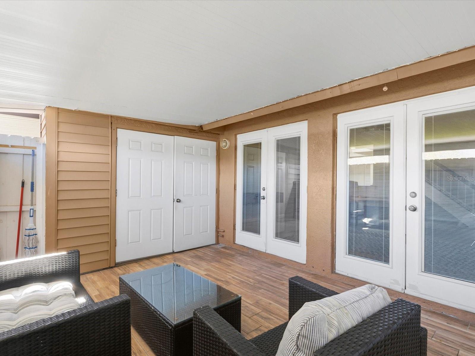 CLEARBROOKE TWNHS PH 3 - Residential