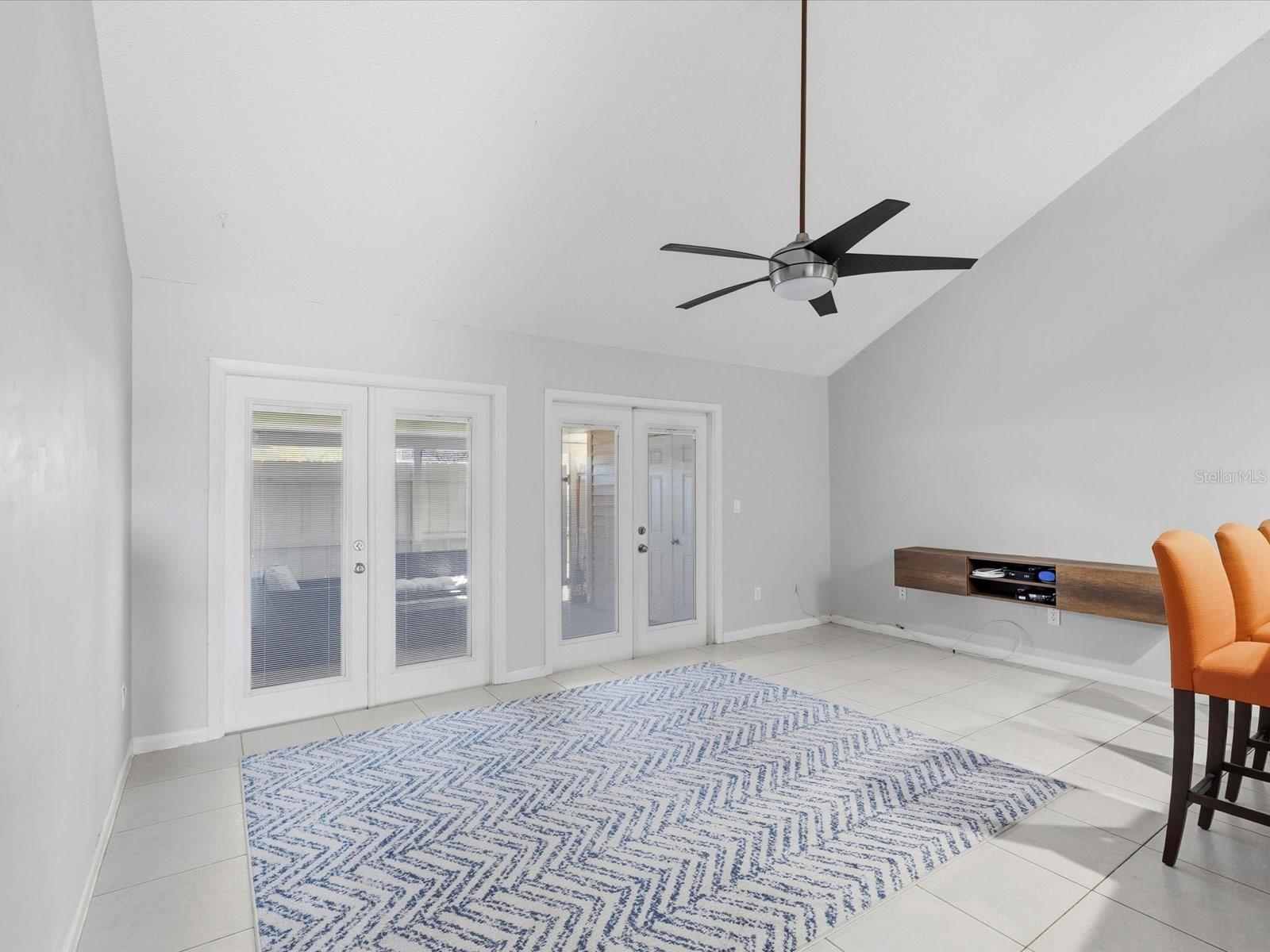 CLEARBROOKE TWNHS PH 3 - Residential