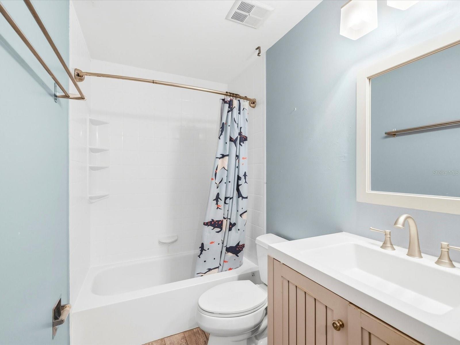 CLEARBROOKE TWNHS PH 3 - Residential