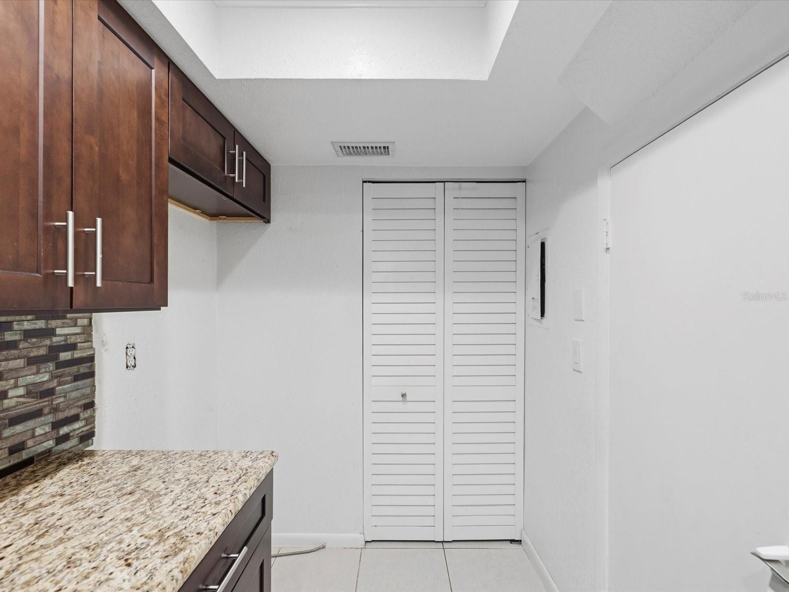 CLEARBROOKE TWNHS PH 3 - Residential