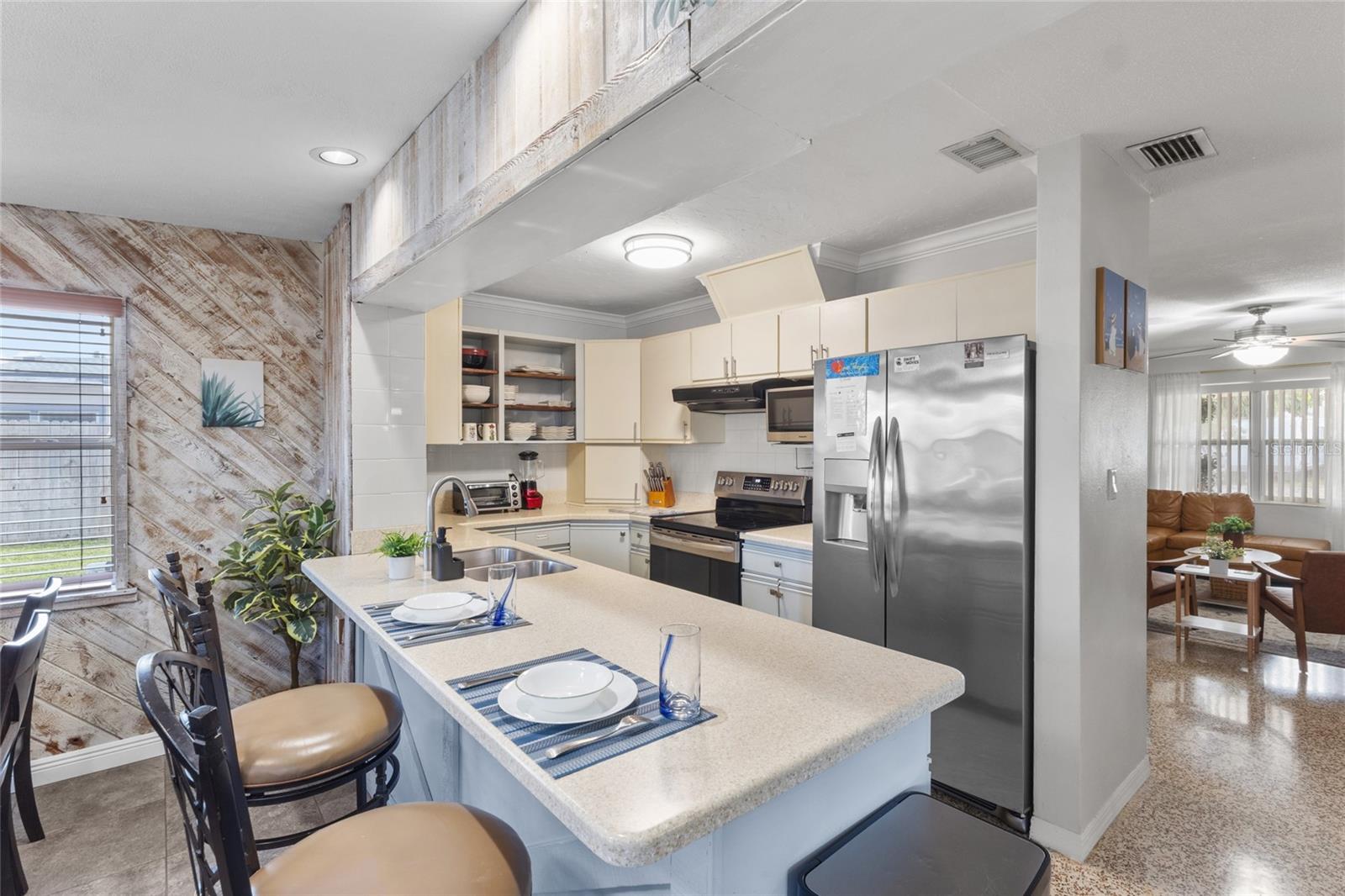 BAYSHORE GARDENS - Residential