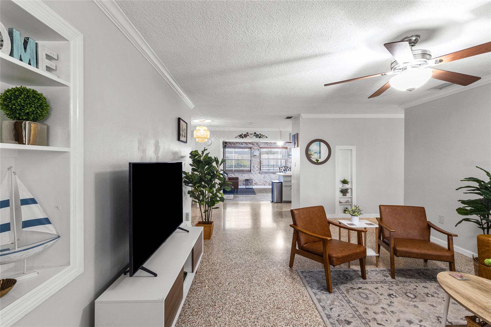 2307 N WELLESLEY DRIVE