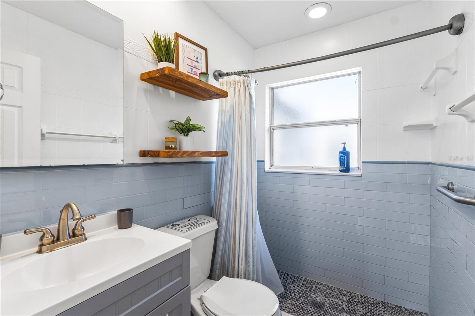 BAYSHORE GARDENS - Residential