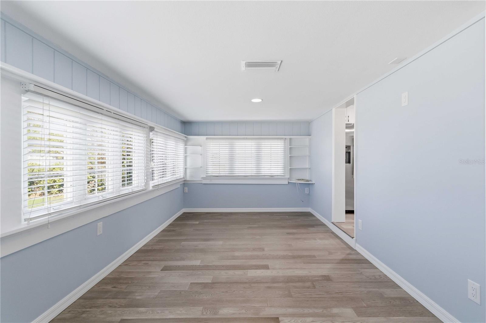 ALFORD & VOWELLS - Residential