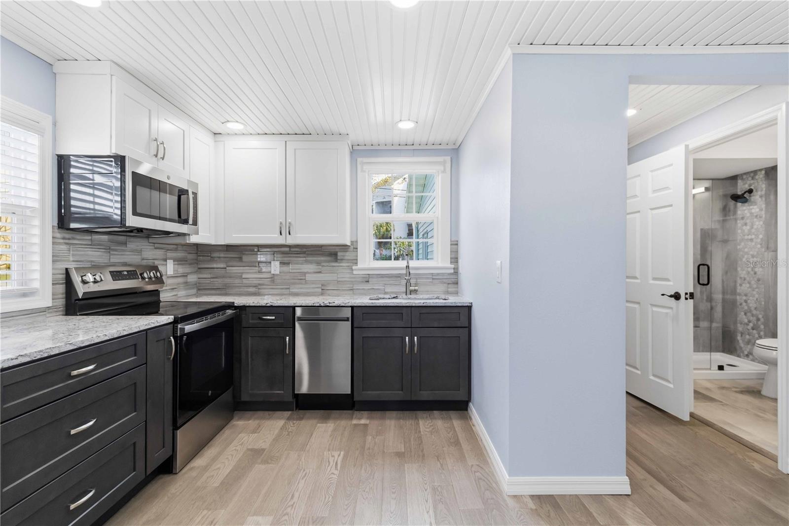 ALFORD & VOWELLS - Residential