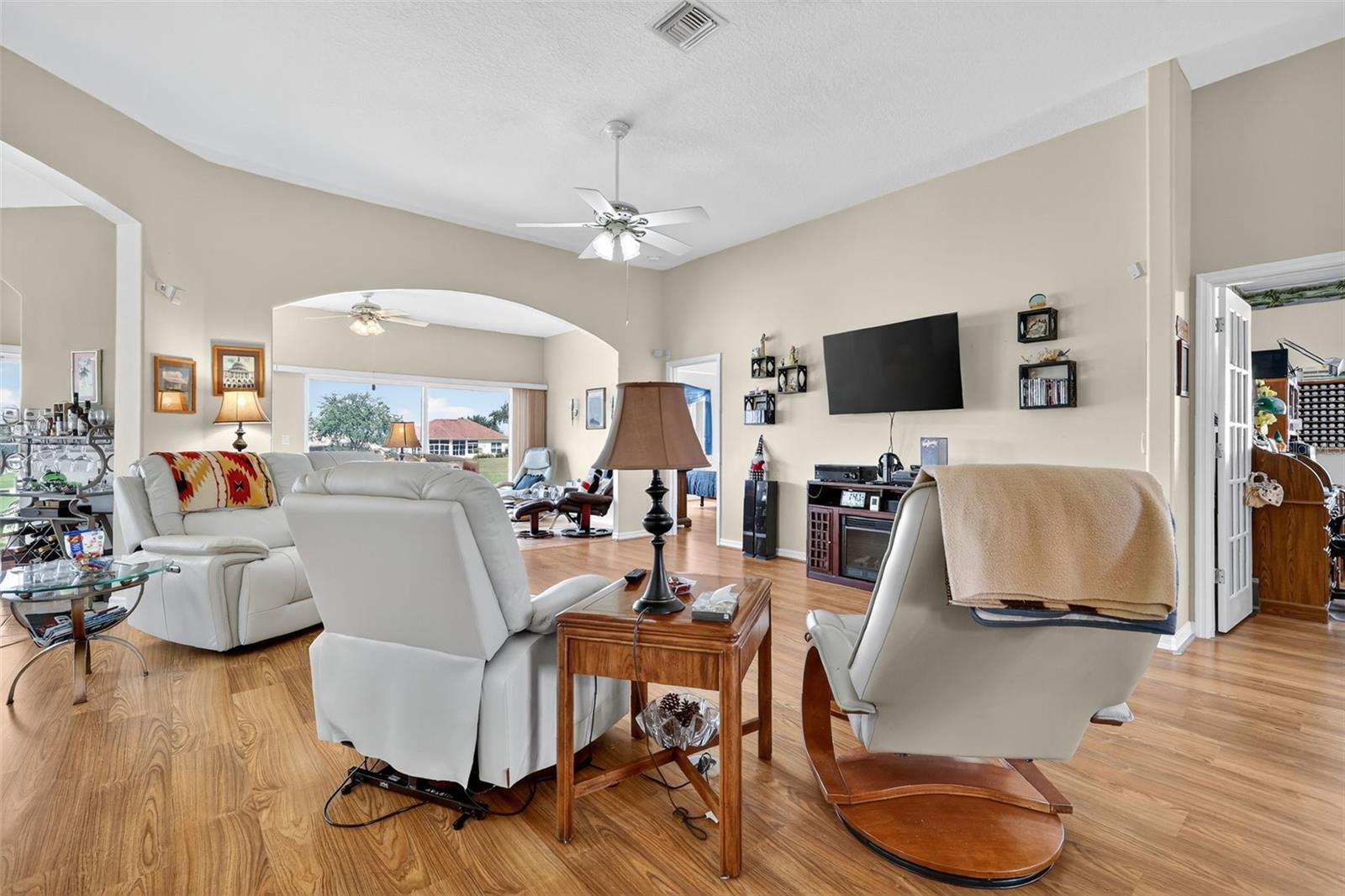 ROYAL HIGHLANDS PH 01E - Residential