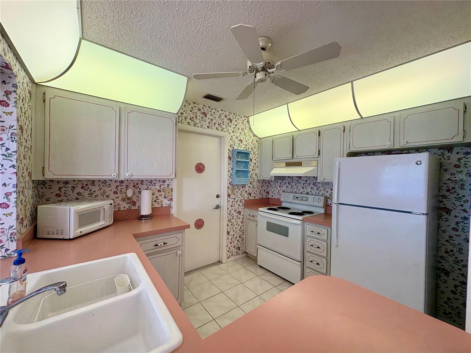 MAINLANDS OF TAMARAC BY THE GULF UNIT 4 CONDO - Residential