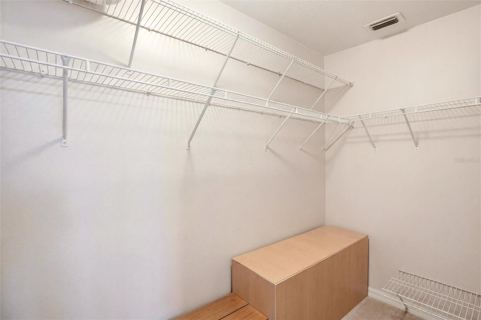 VANTAGE POINTE PH 02 - Residential
