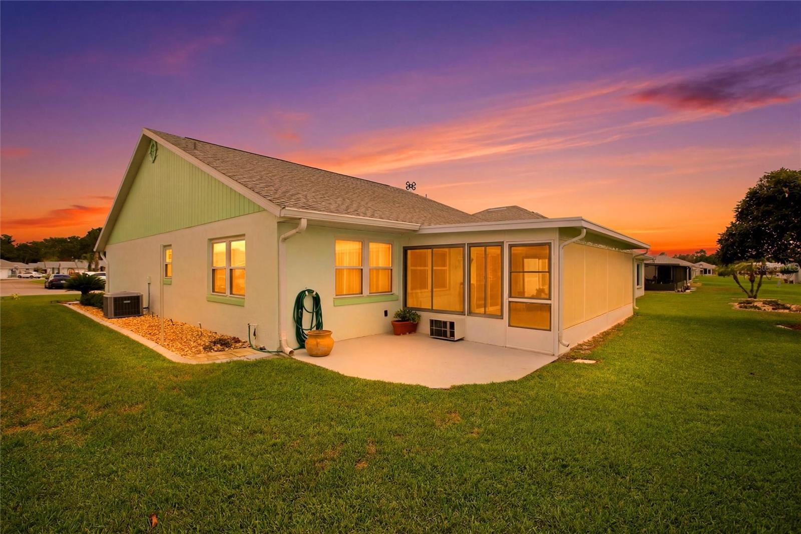 VANTAGE POINTE PH 02 - Residential