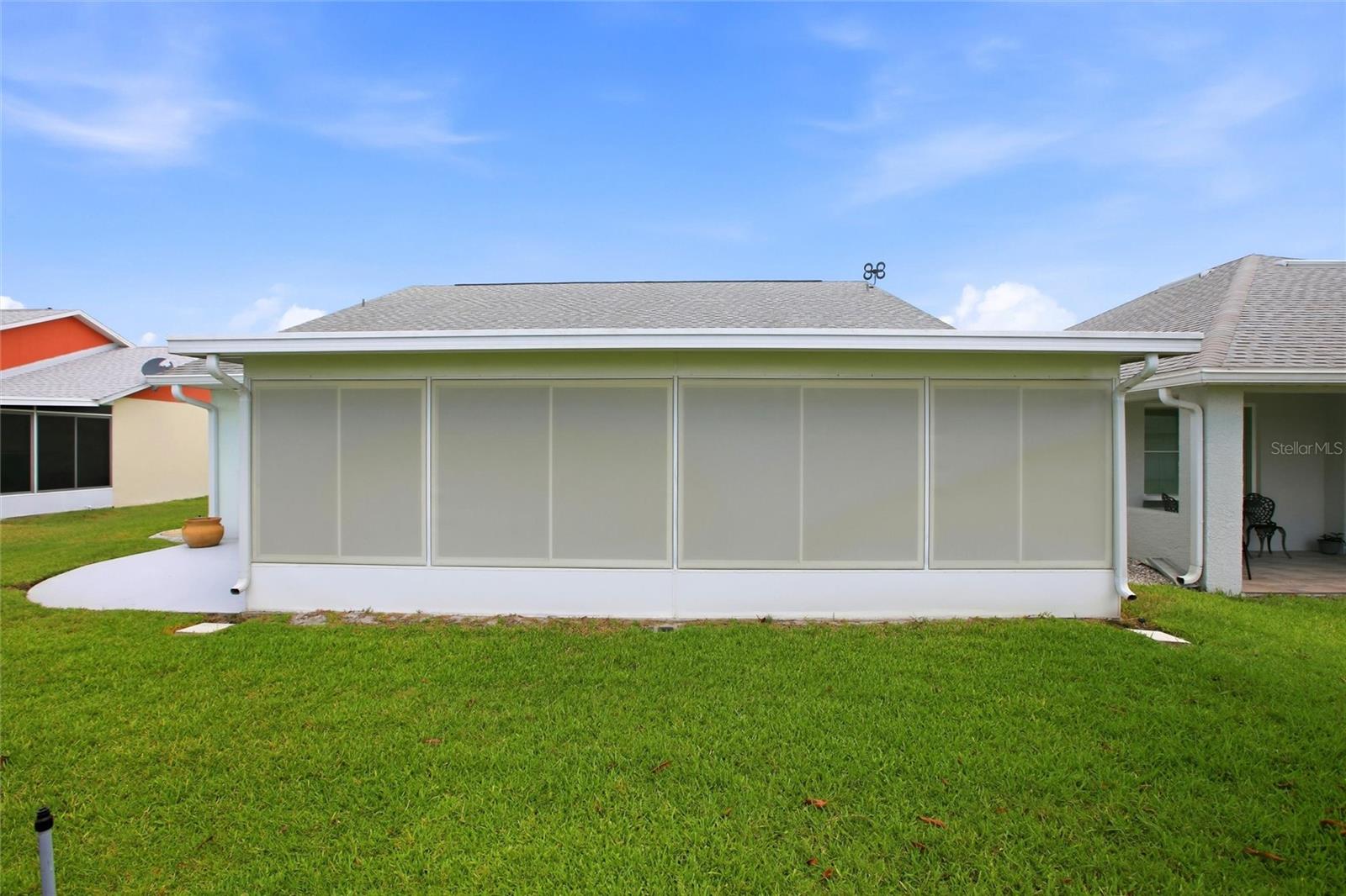 VANTAGE POINTE PH 02 - Residential