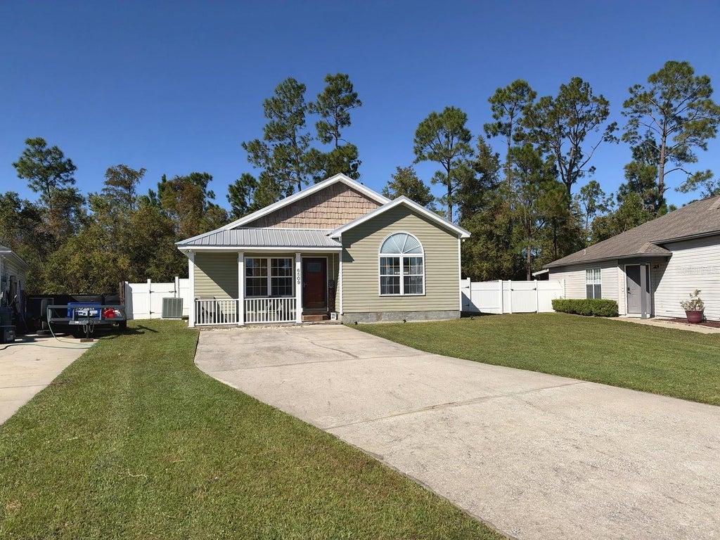 Photo of 6509 Lake Joanna Circle, Panama City, FL 32404 (MLS # TB8559910)