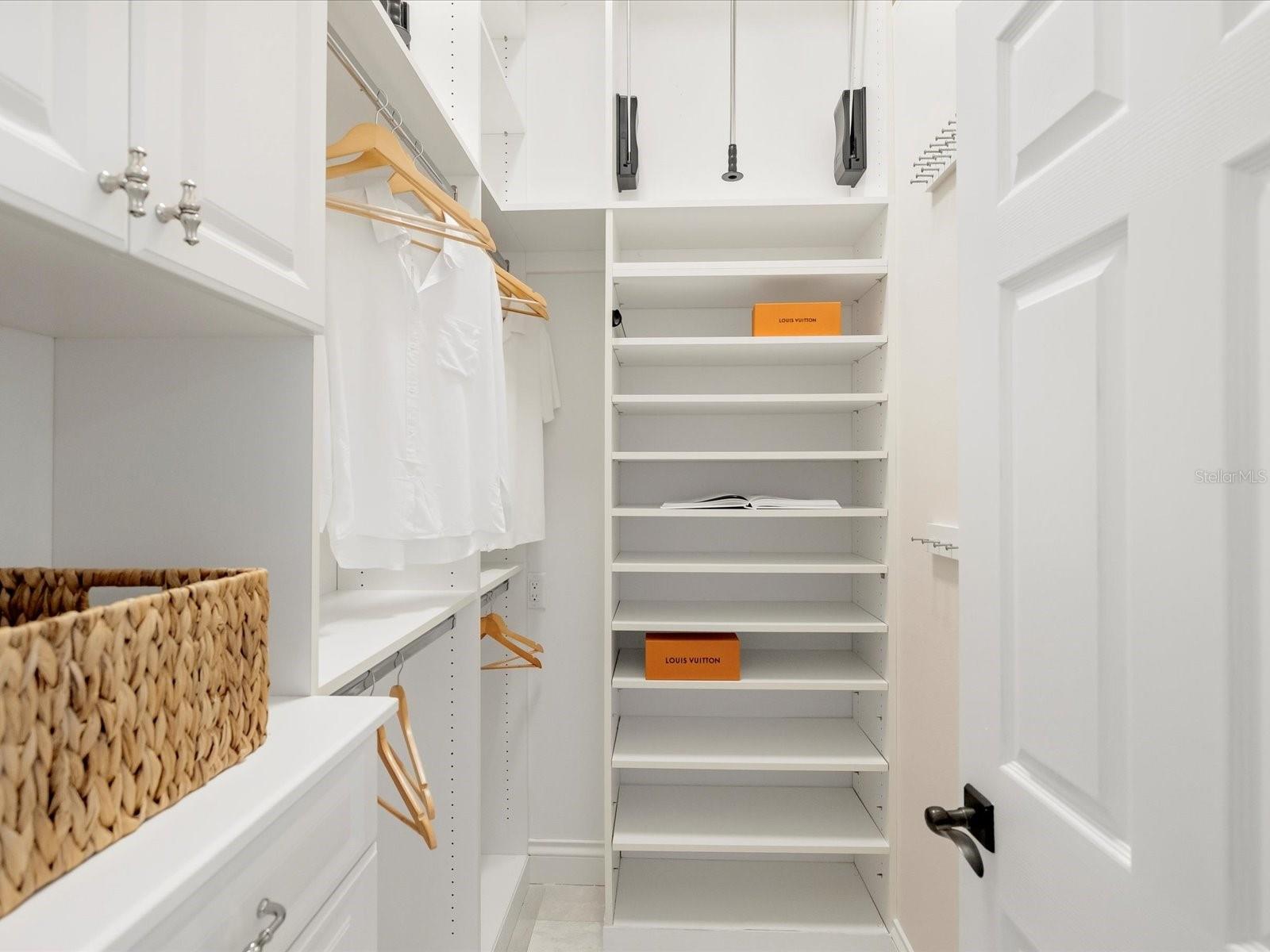 ISLAND ESTATE OF CLEARWATER UNITS 6D 7A 7C - Residential