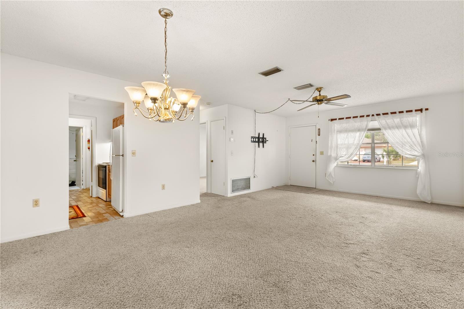 MARION OAKS UN 02 - Residential