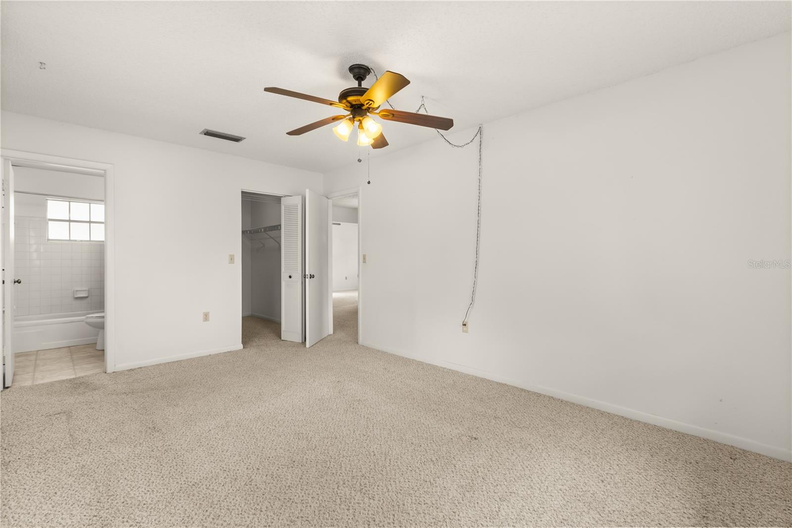 MARION OAKS UN 02 - Residential