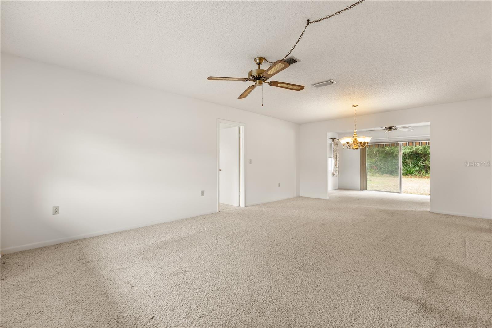 MARION OAKS UN 02 - Residential