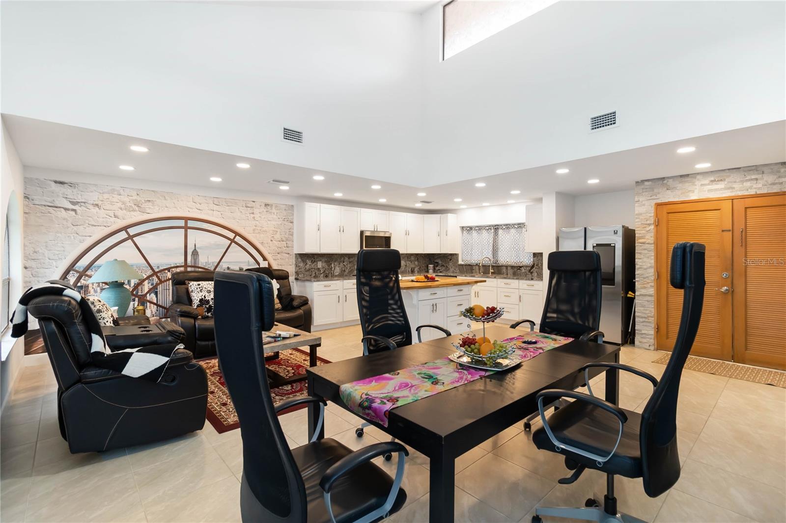 SUN BAY CLUB CONDO - Residential