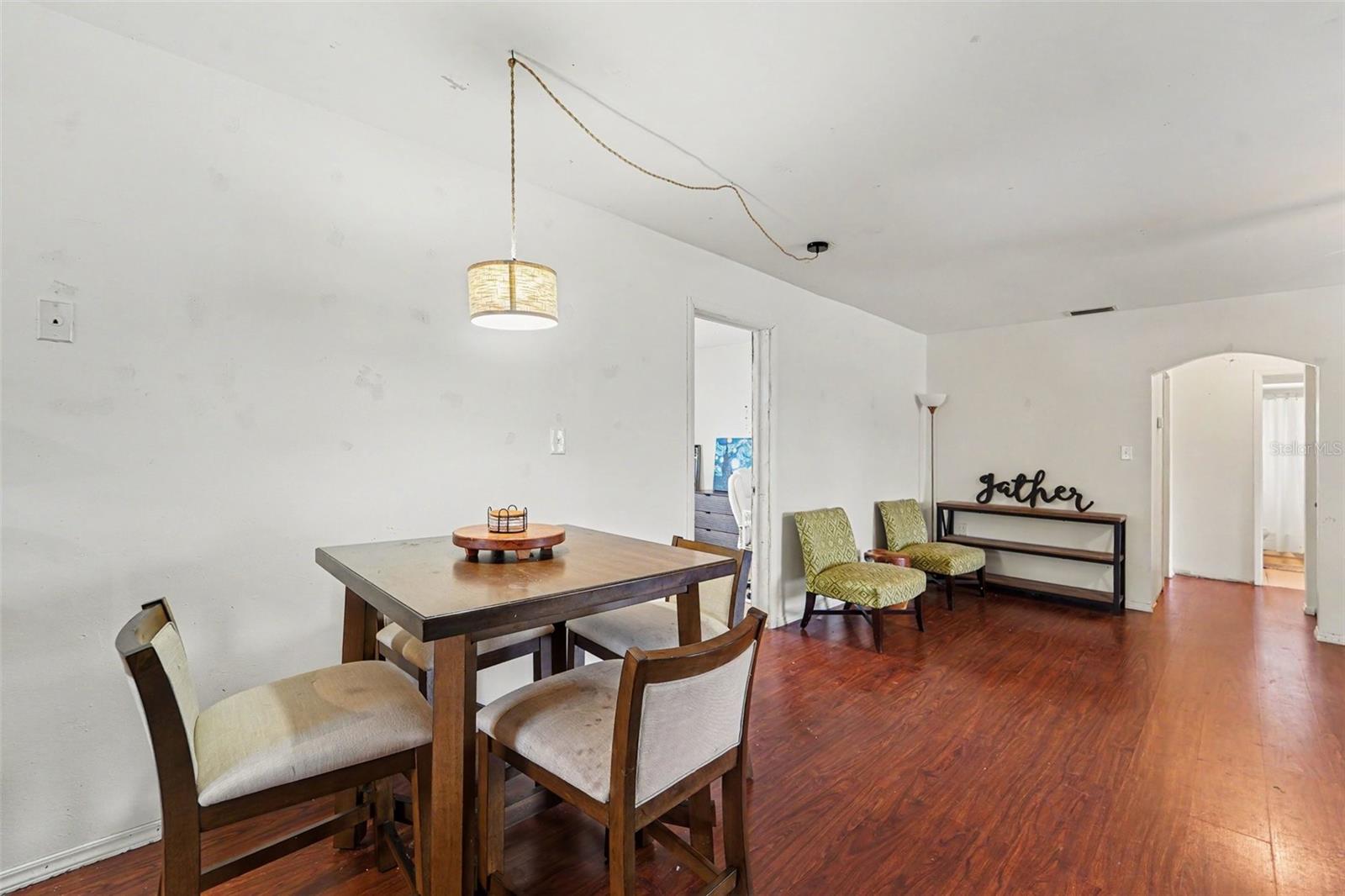 HOLIDAY LAKES WEST - Residential