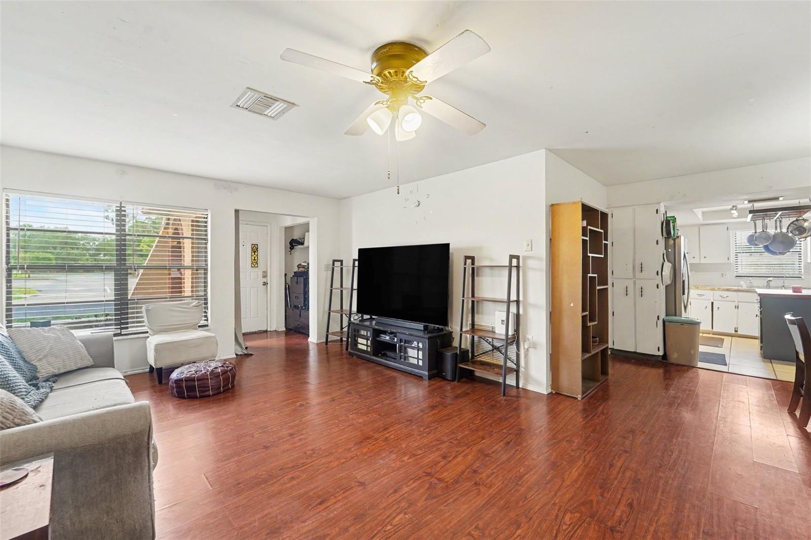 HOLIDAY LAKES WEST - Residential