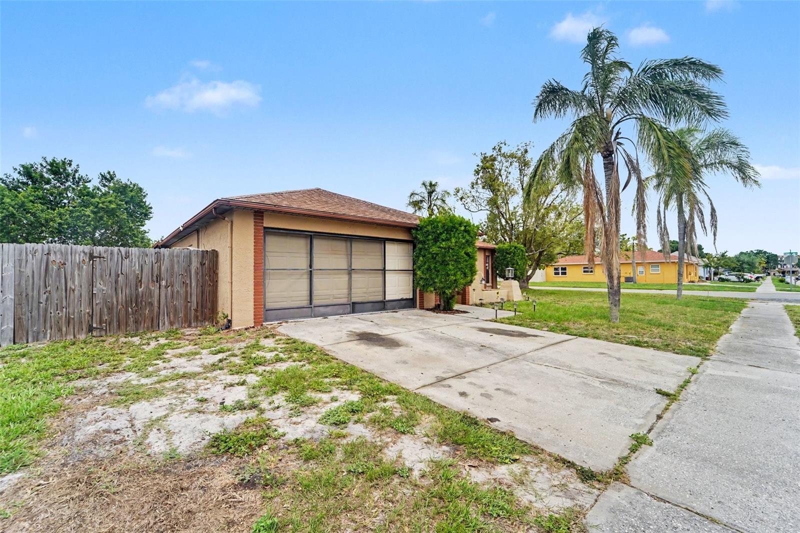 HOLIDAY LAKES WEST - Residential