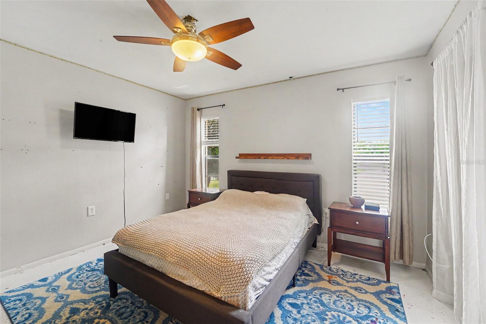 HOLIDAY LAKES WEST - Residential