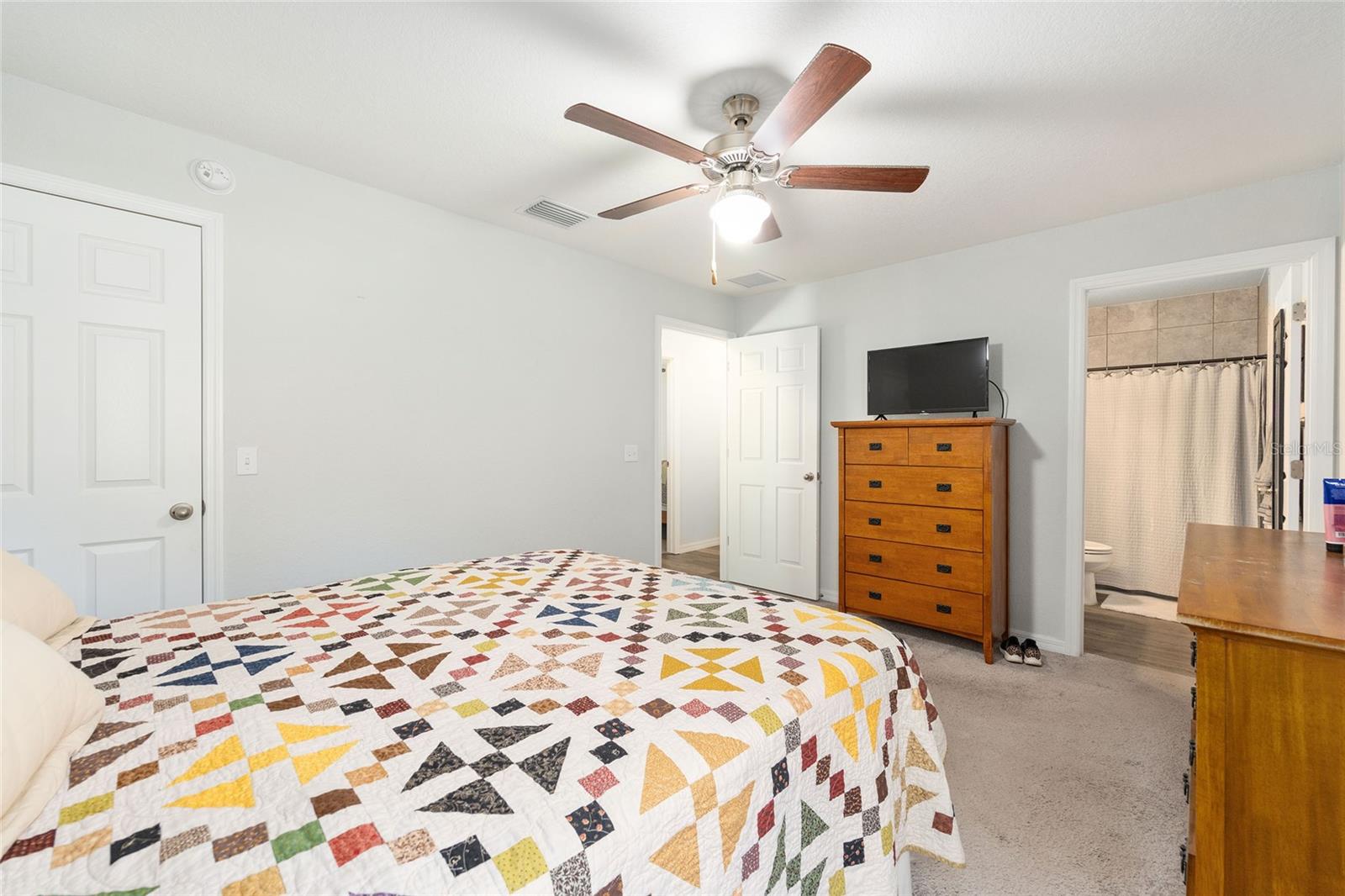 LAKEHAVEN - Residential