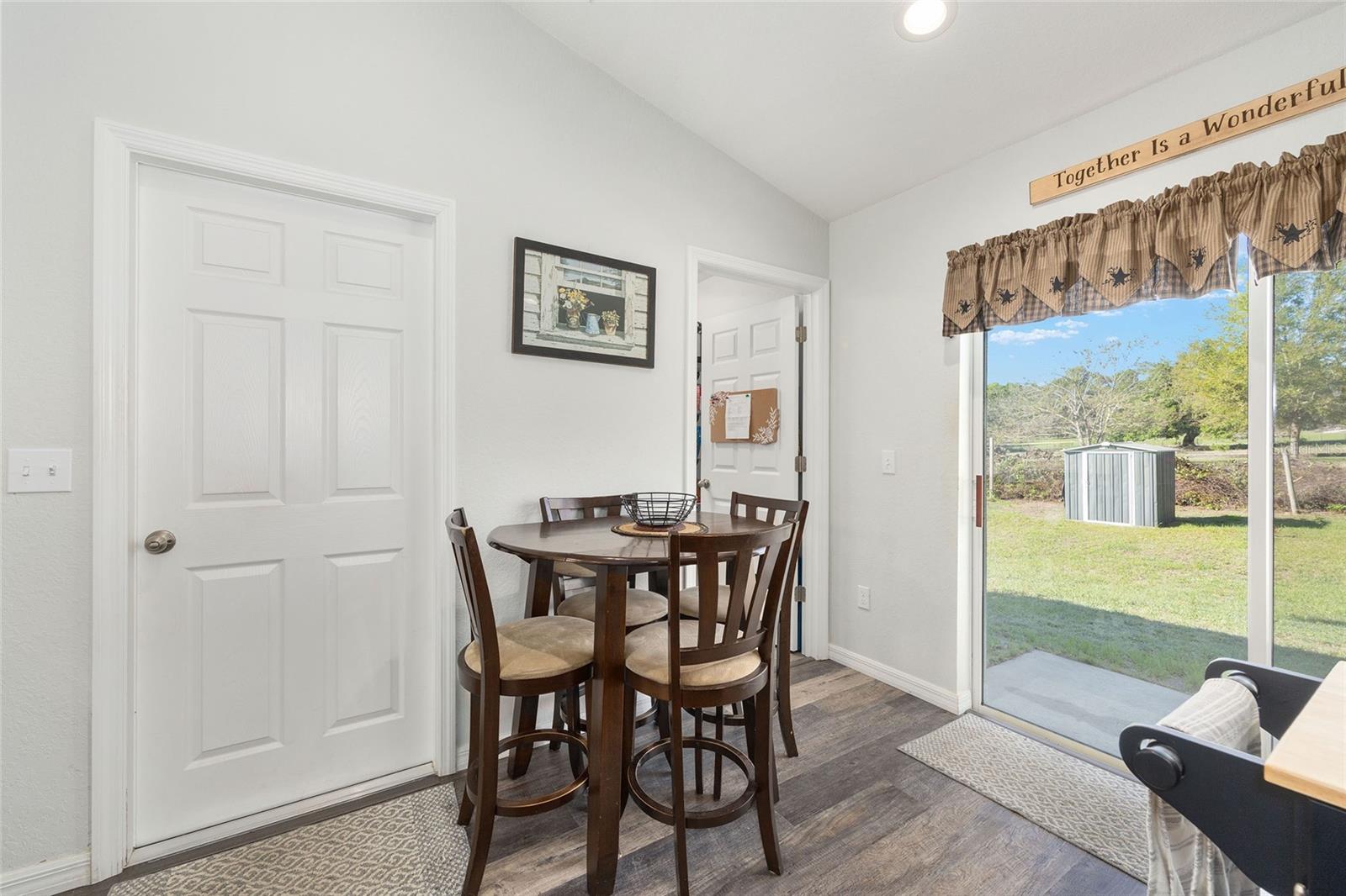 LAKEHAVEN - Residential