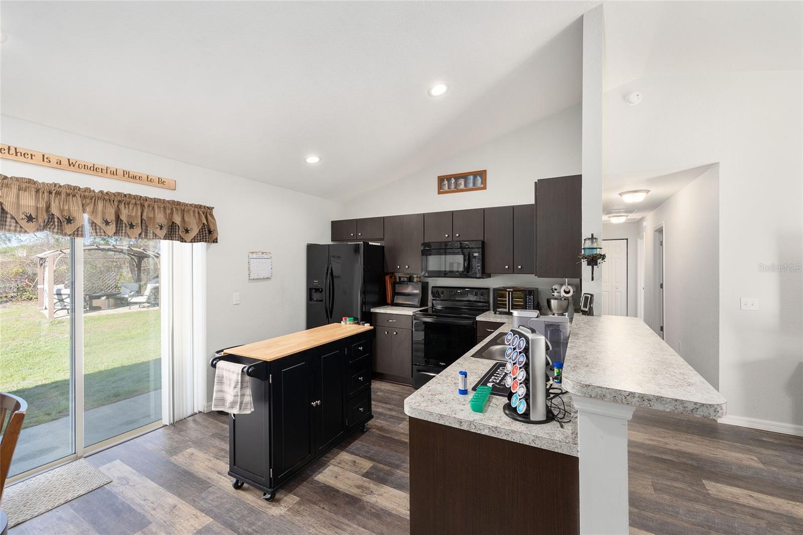 LAKEHAVEN - Residential