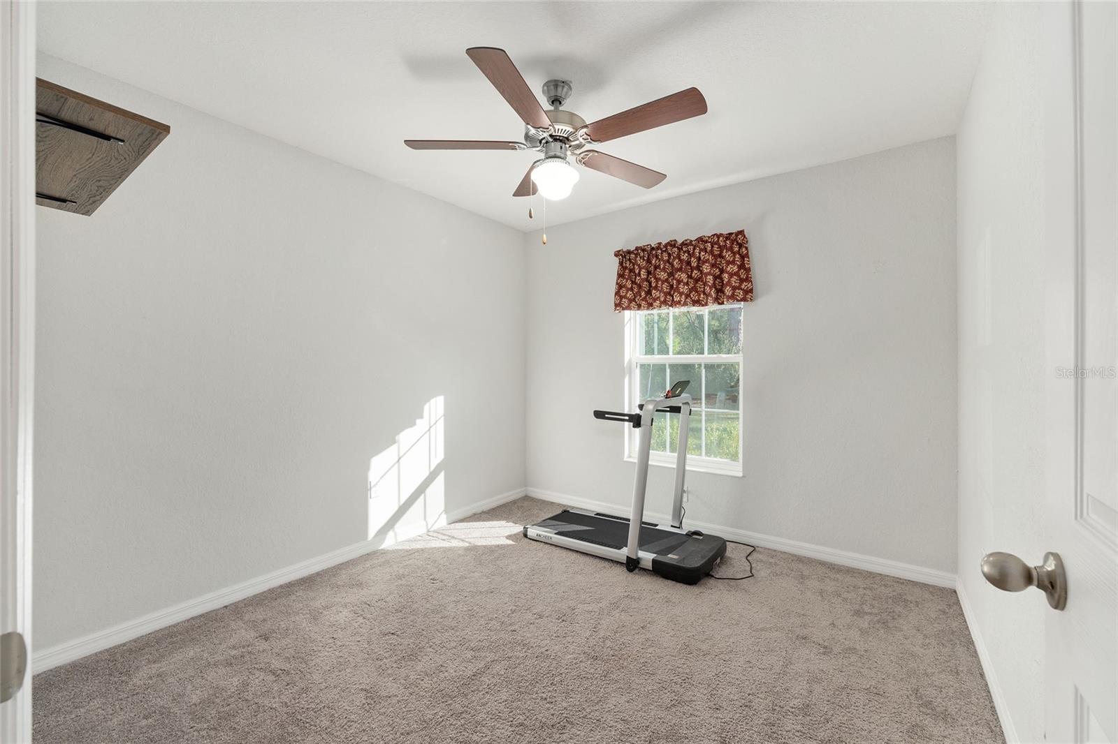 LAKEHAVEN - Residential