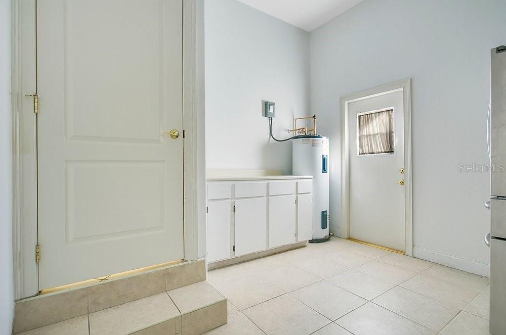 TERRA OAKS - Residential Lease