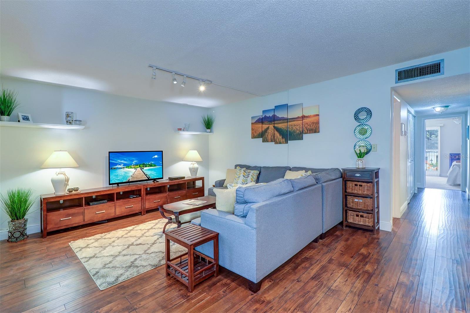 1655 S HIGHLAND AVENUE B216