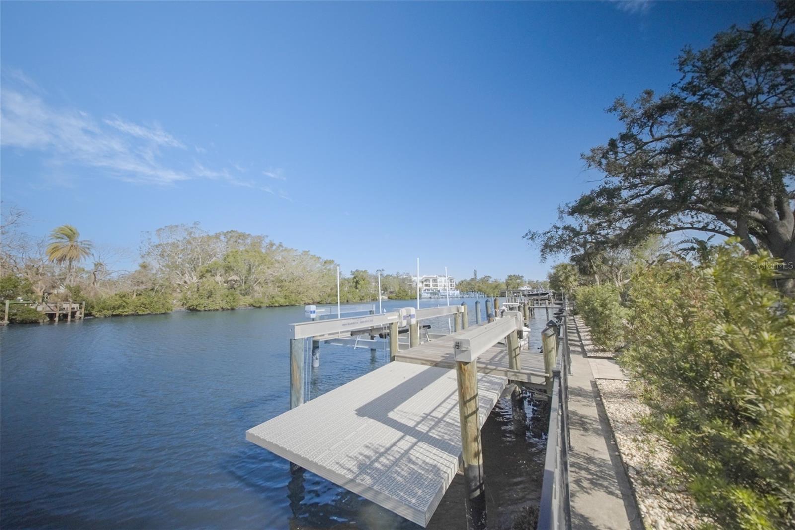 BAY POINT PARK 2 - Residential