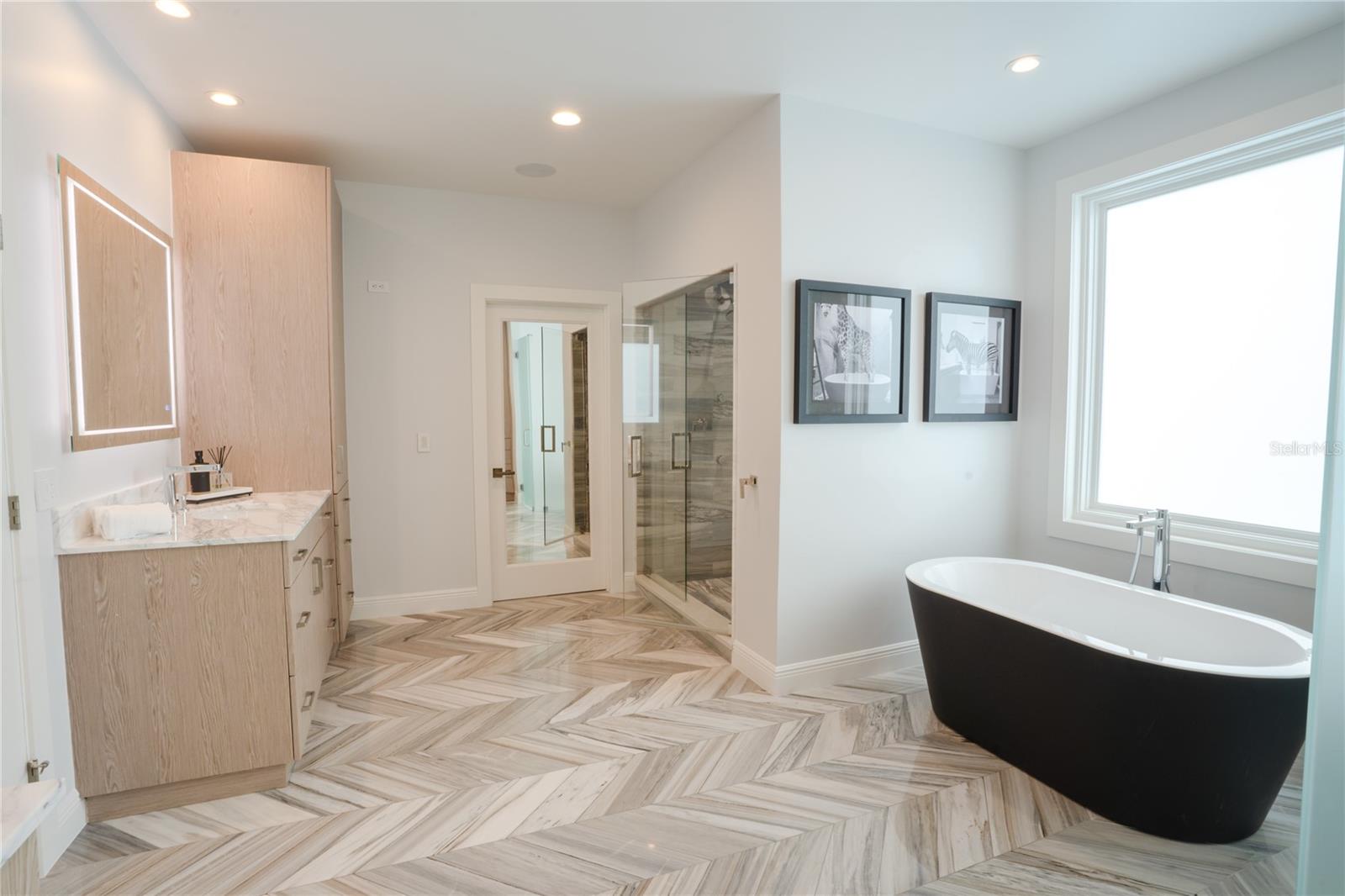 BAY POINT PARK 2 - Residential