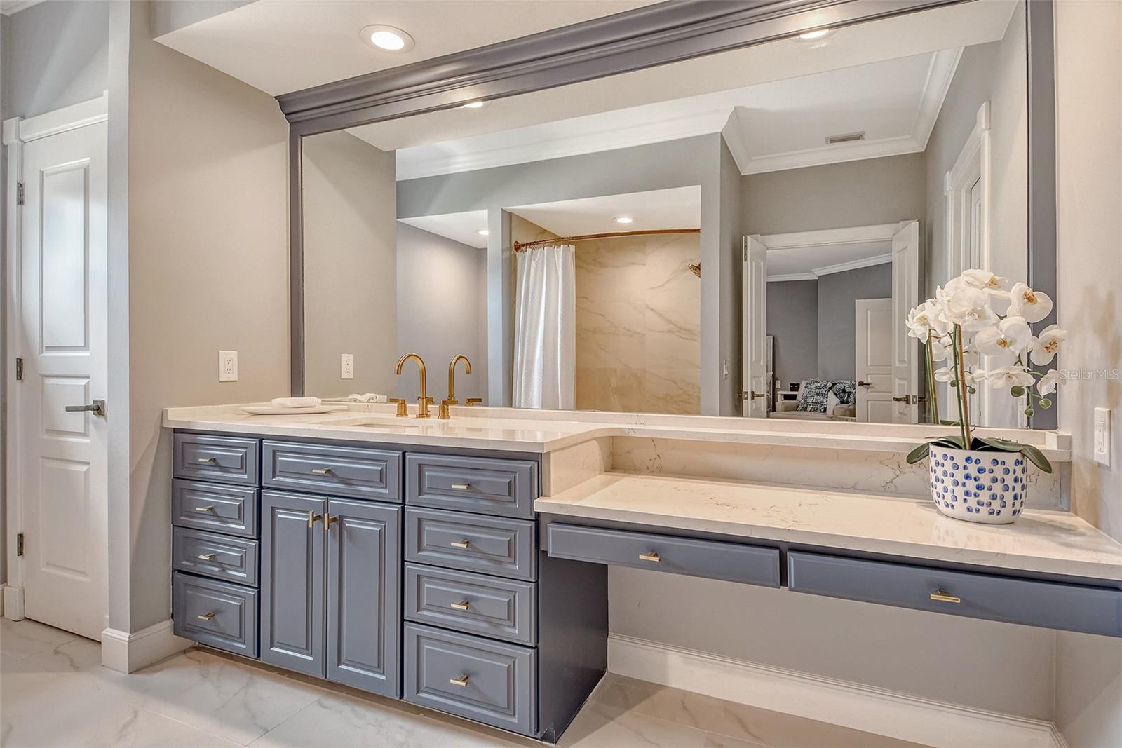 BAY POINT PARK 2 - Residential