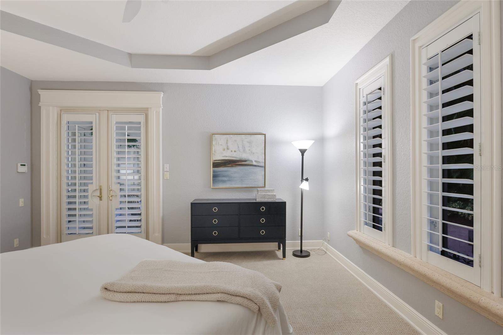 SAPPHIRE SHORES - Residential