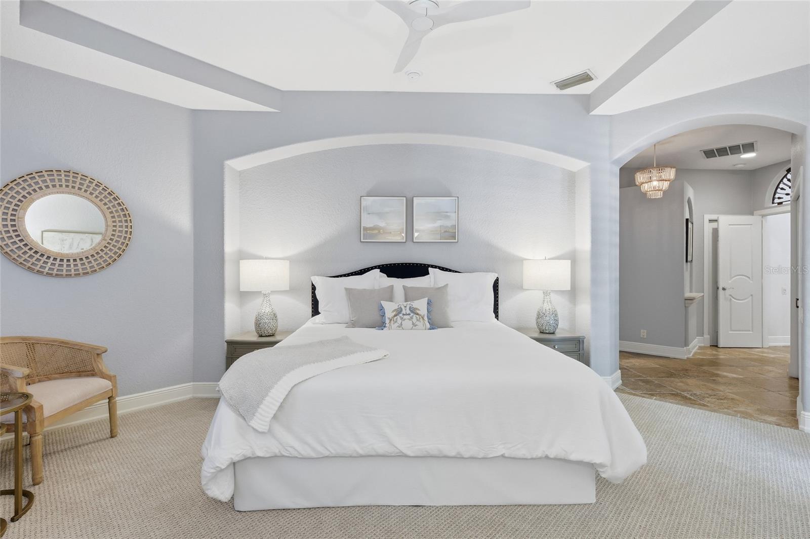 SAPPHIRE SHORES - Residential