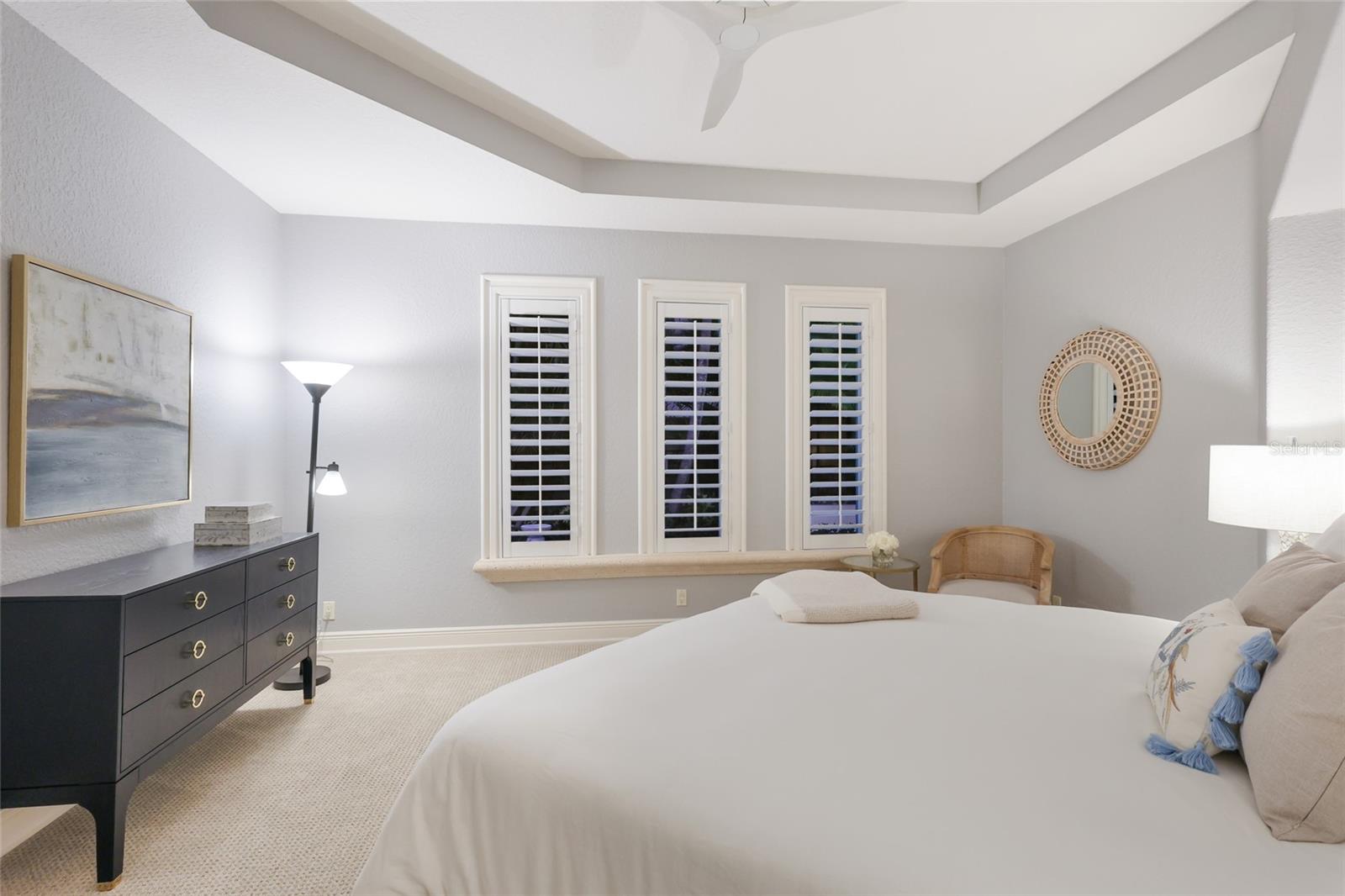 SAPPHIRE SHORES - Residential