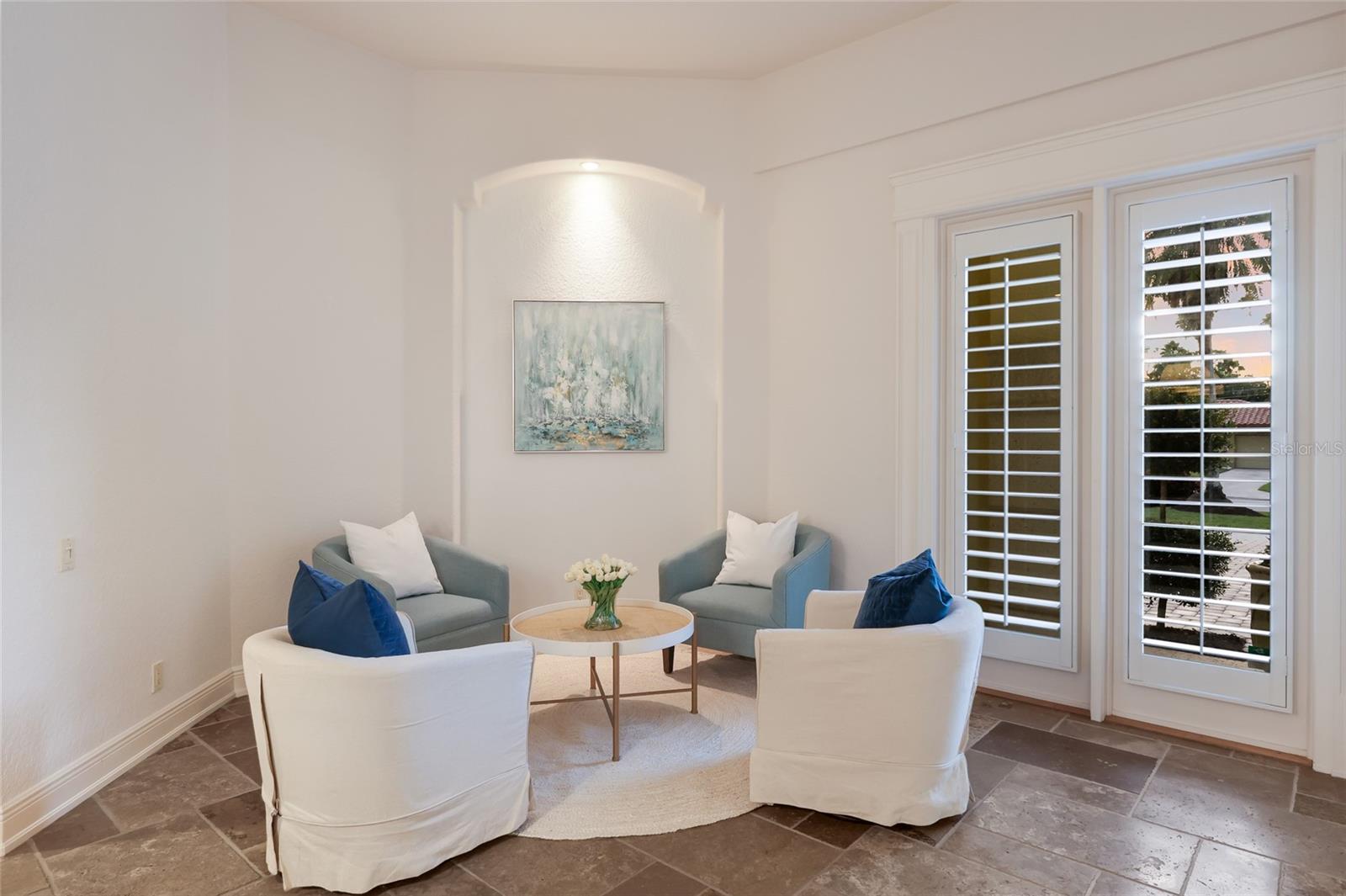 SAPPHIRE SHORES - Residential