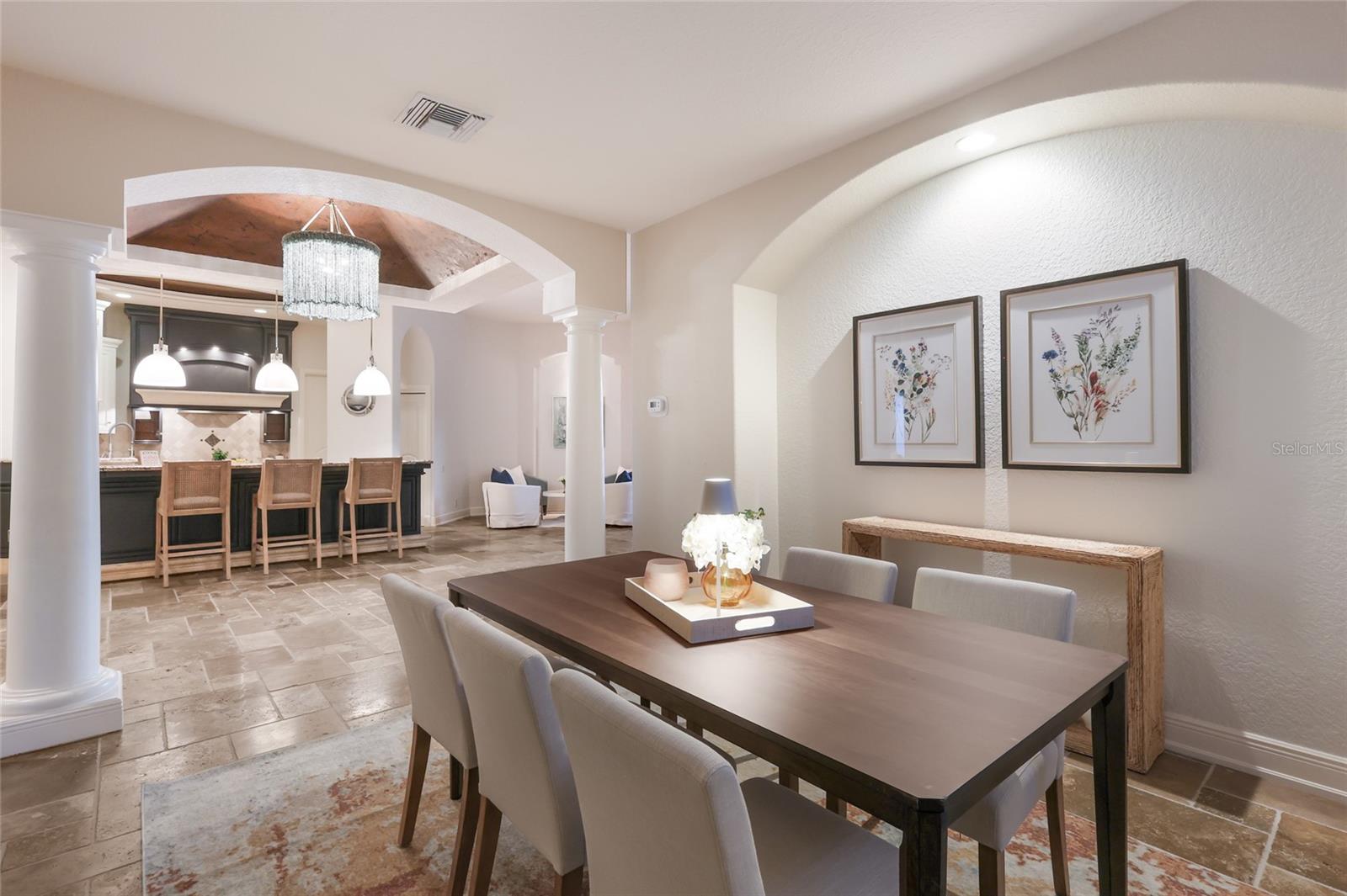 SAPPHIRE SHORES - Residential